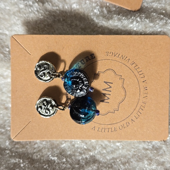 Silver earrings set - Picture 2 of 9